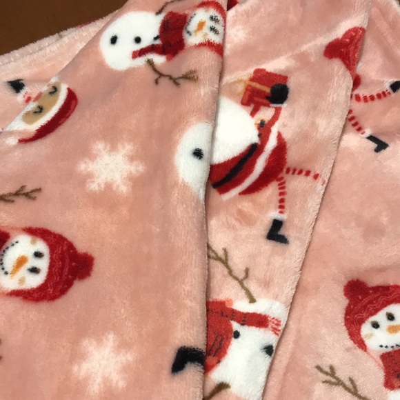 Christmas Cozy Blanket Snowmen Snow Santa Adorable So Soft NEW FINA… - Picture 6 of 9
